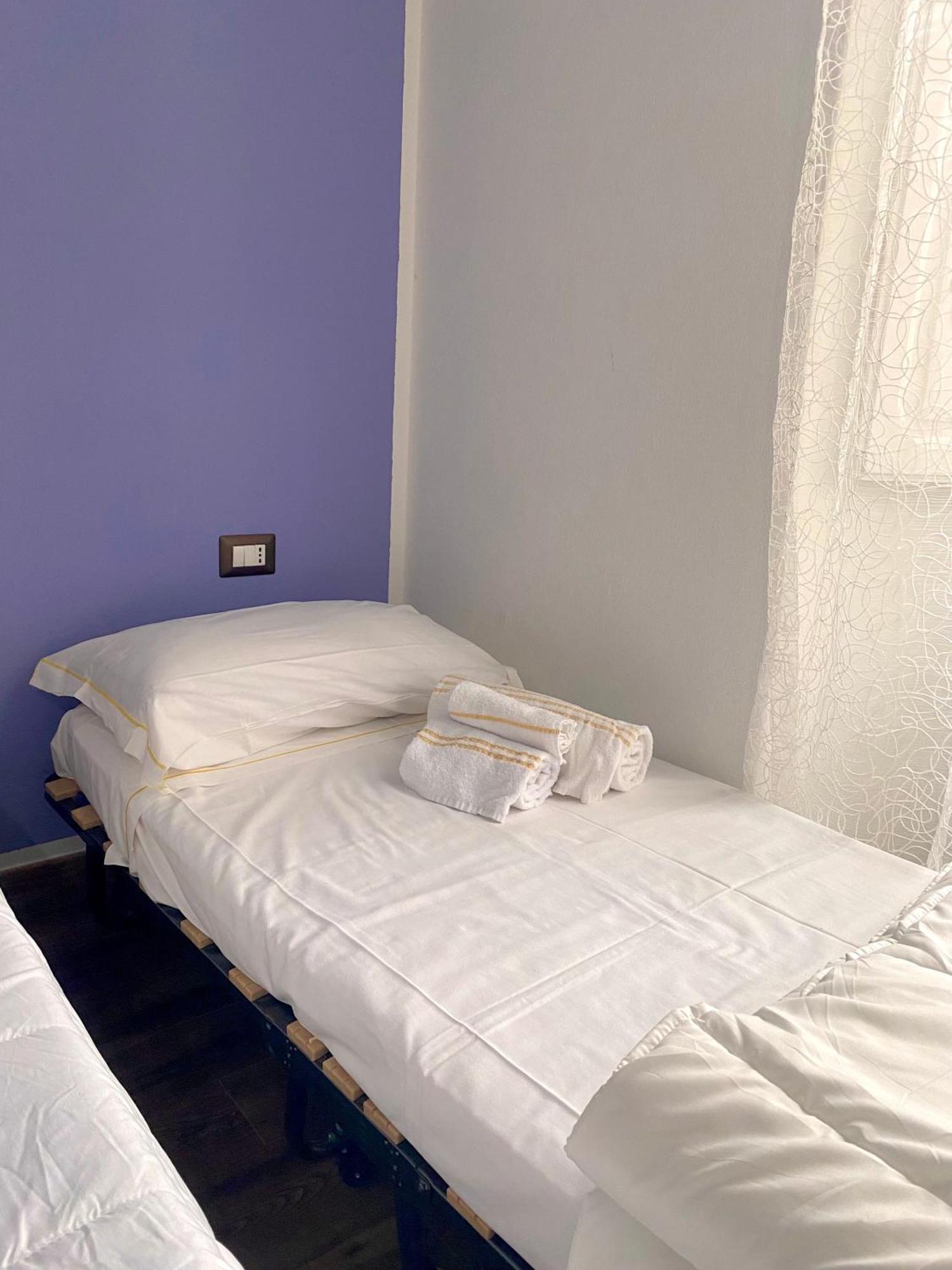 Dani'S House Hotel Каляри Екстериор снимка