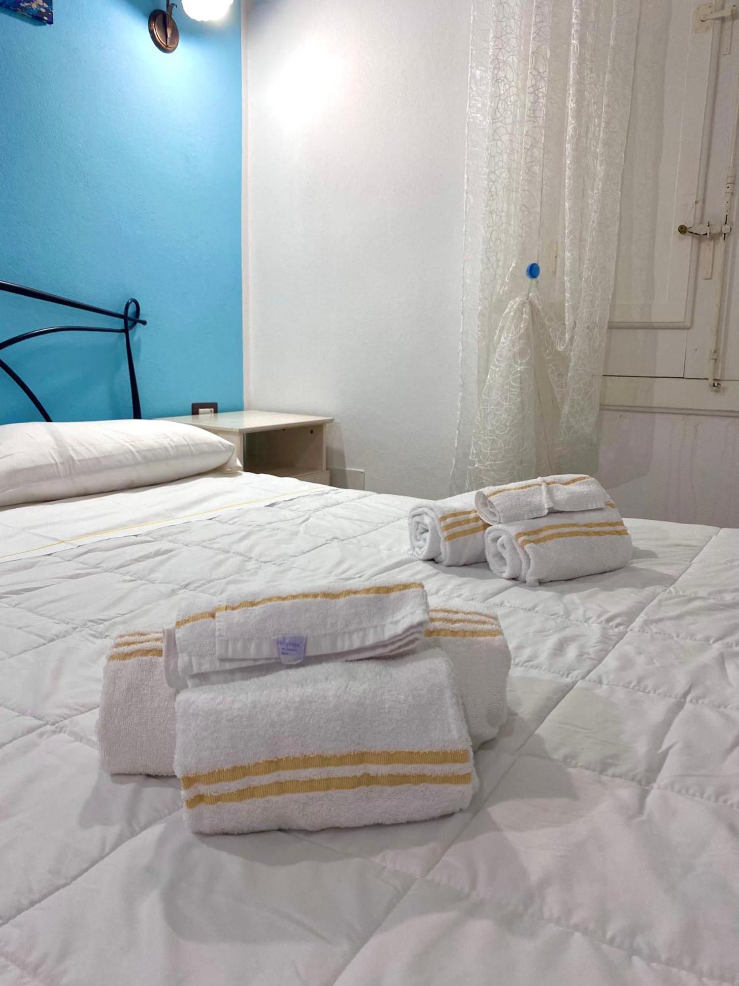 Dani'S House Hotel Каляри Стая снимка