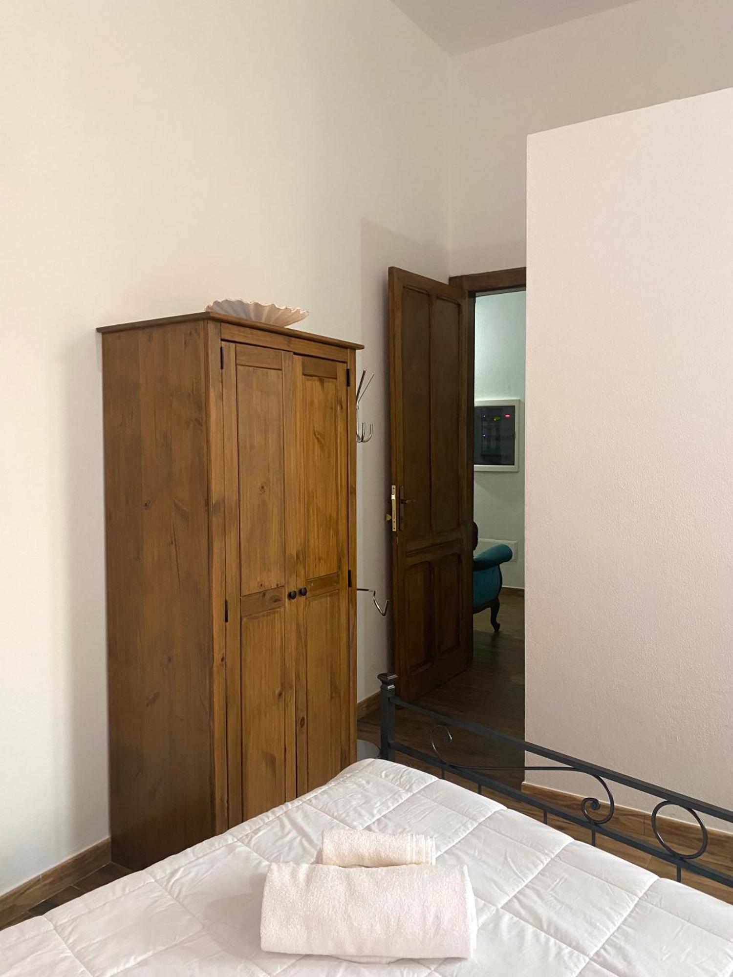Dani'S House Hotel Каляри Стая снимка